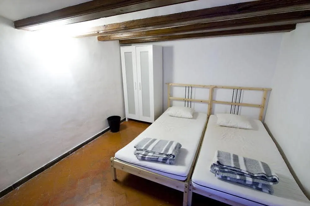 Palace Guesthouse Barcelona Hostel